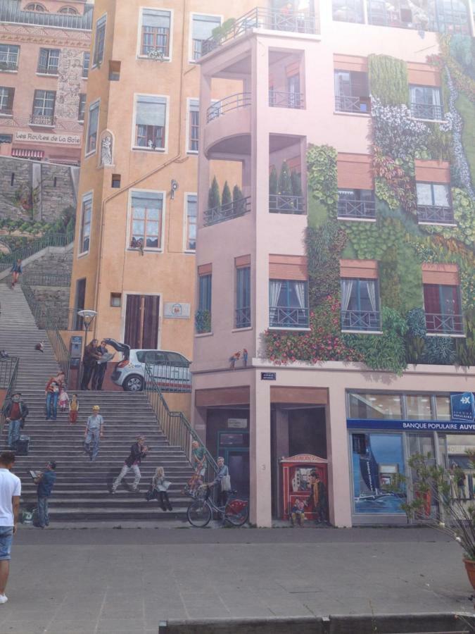 Le Jardin Croix Roussien Lägenhet Lyon Exteriör bild